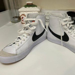 Women's/Youth/Big Kids/Nike Blazer